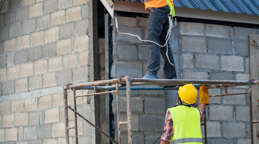 Expert top industrial roofings services in Castell, TX